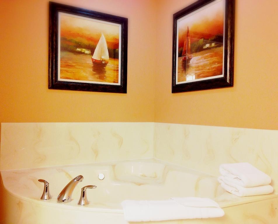 Grandstay Hotel & Suites Downtown Sheboygan Quarto foto