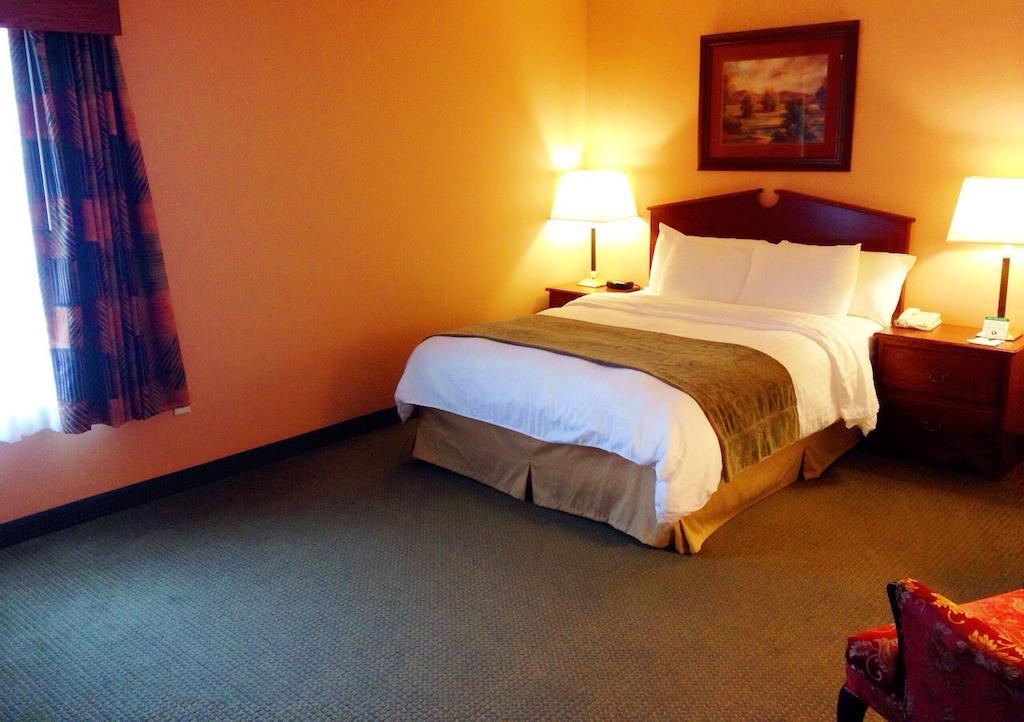 Grandstay Hotel & Suites Downtown Sheboygan Quarto foto